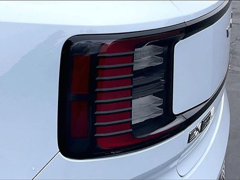 New 2026 Volvo EX30 Ultra image 25