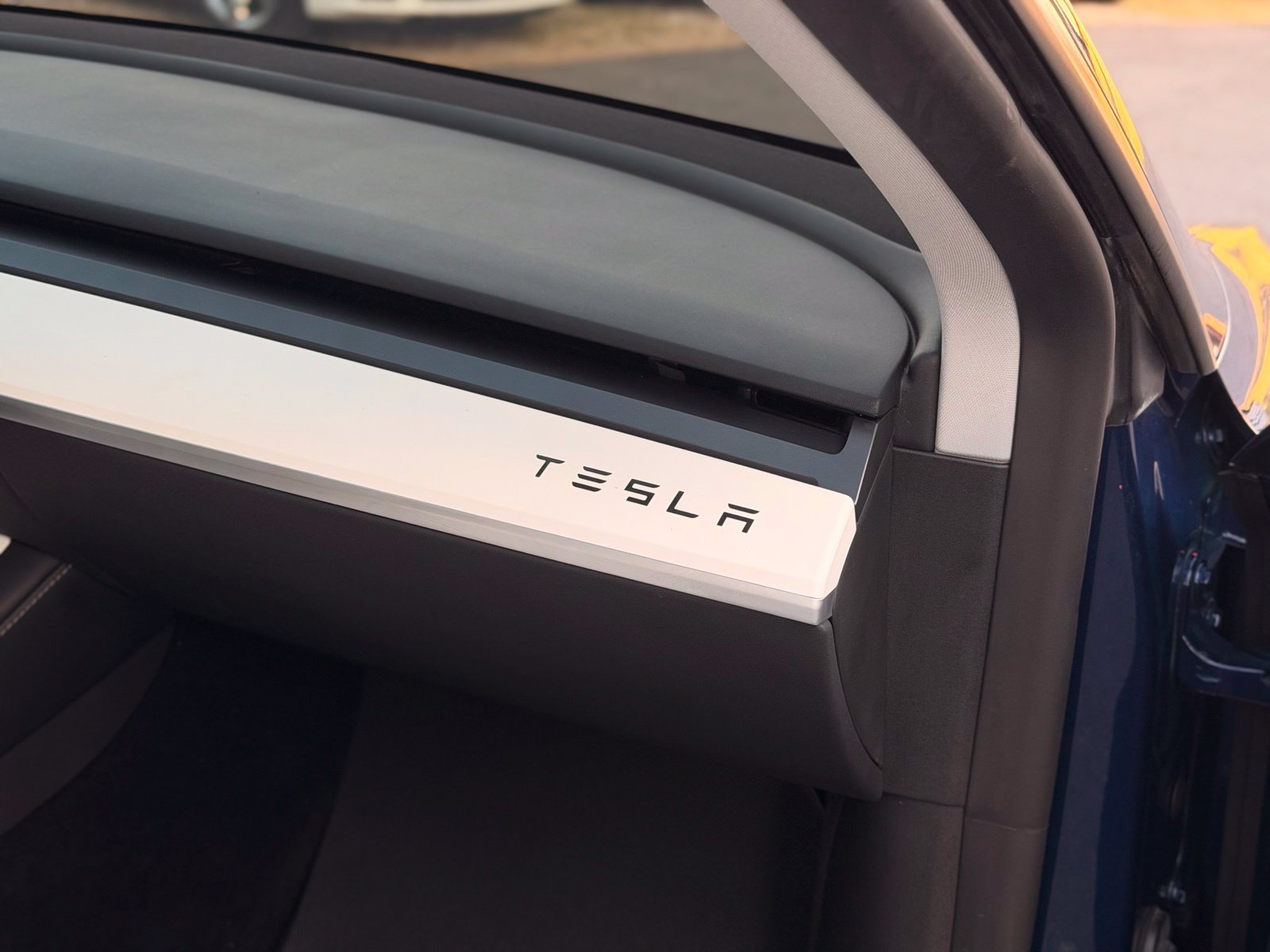 Used 2023 Tesla Model Y Long Range AWD/4WD image 26