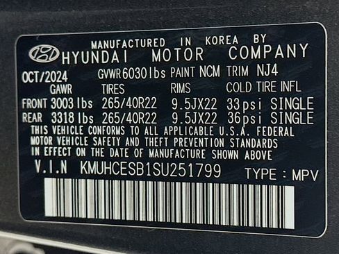 Certified 2025 Genesis GV80 2.5T Prestige image 24