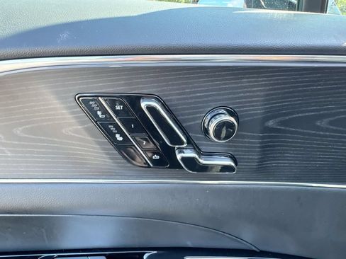 Used 2024 Cadillac Lyriq Luxury RWD image 14