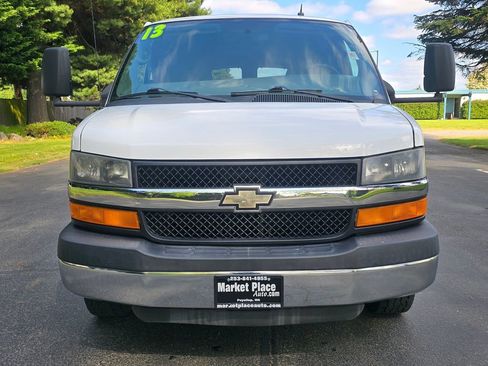 Used 2013 Chevrolet Express 2500 LT w/ LT Preferred Equipment Group RWD image 9