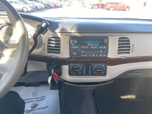 Used 2004 Chevrolet Impala w/ Preferred Equipment Group FWD image 12