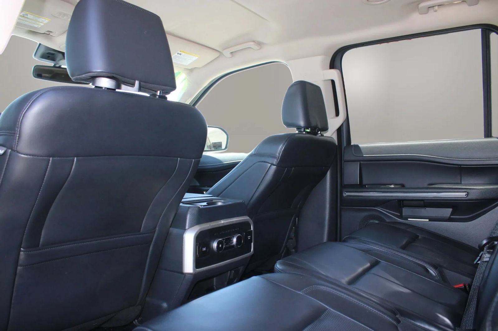 Used 2024 Ford Expedition Max XLT RWD image 14