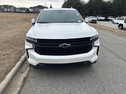 Certified 2023 Chevrolet Suburban RST w/ Luxury Package image 3