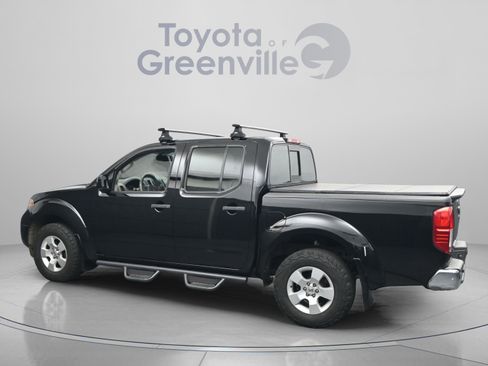 Used 2014 Nissan Frontier SV w/ SV Value Truck Package AWD/4WD image 6