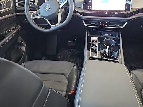 New 2026 Volkswagen Atlas Cross Sport SEL image 25