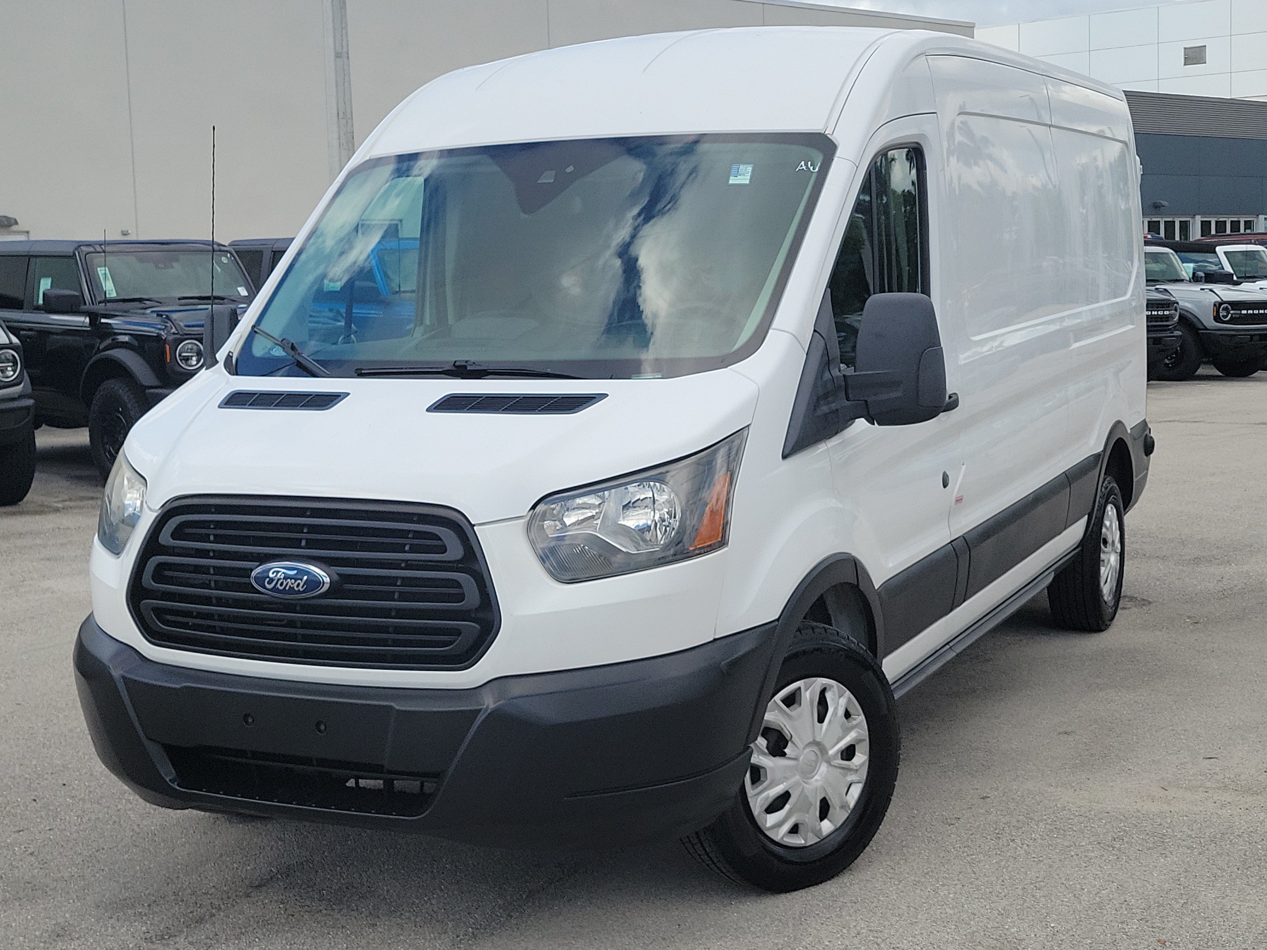 Used 2019 Ford Transit 250 148 Medium Roof w/ Interior Upgrade Package RWD 360° Tour