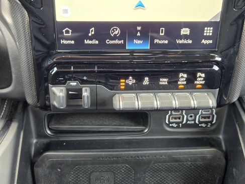 Used 2024 RAM 1500 Limited AWD/4WD image 21