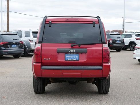 Used 2010 Jeep Commander Sport image 6