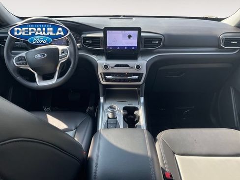Used 2023 Ford Explorer XLT w/ Equipment Group 202A AWD/4WD image 13