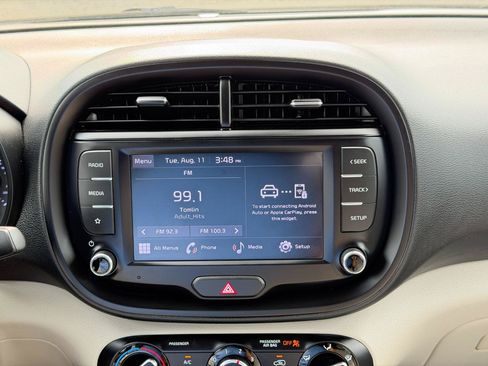 Used 2022 Kia Soul LX w/ Technology Package FWD image 20