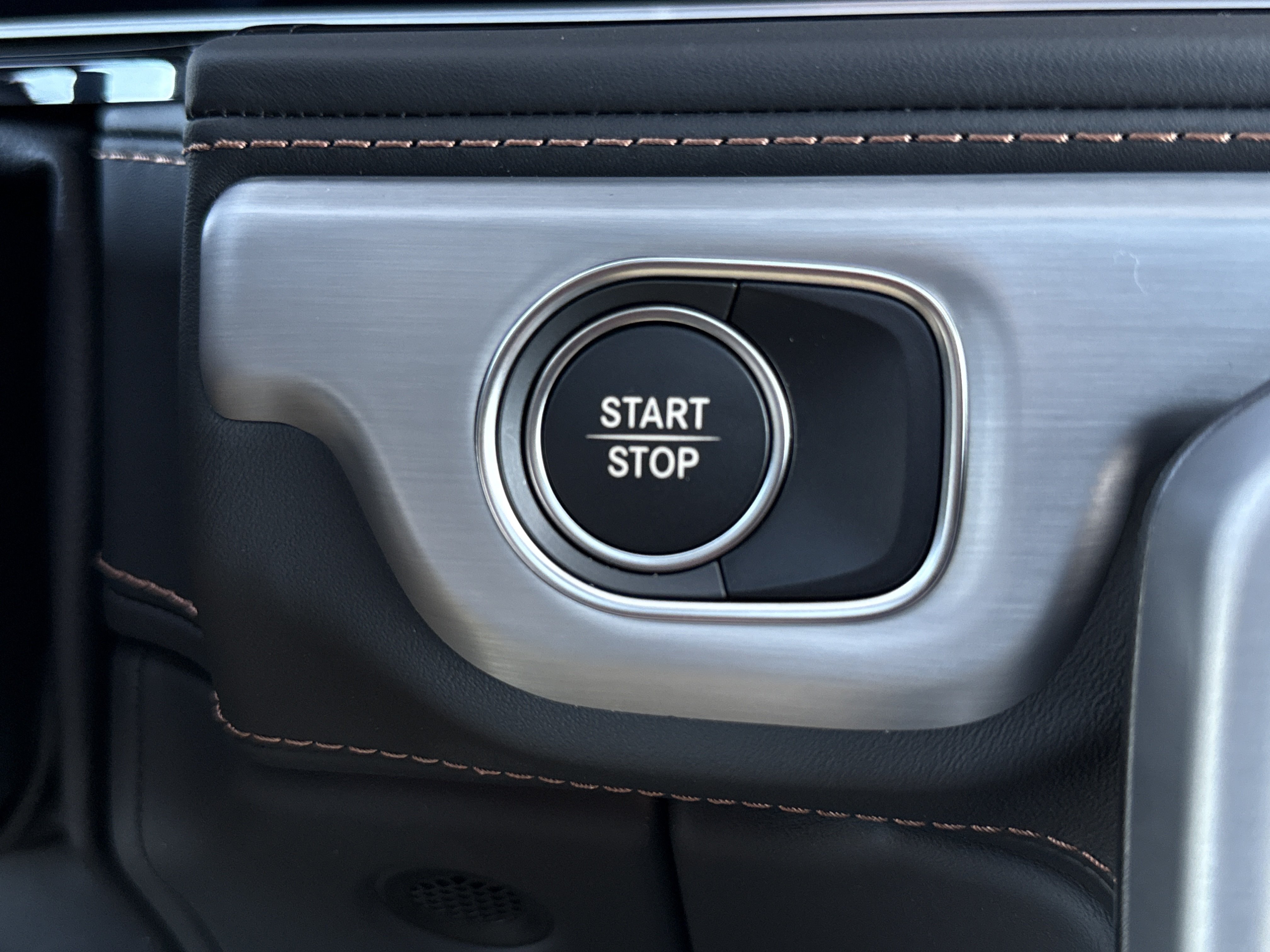 New 2027 Mercedes-Benz G 580 e image 50