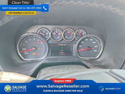 Used 2021 Chevrolet Suburban LT RWD image 12