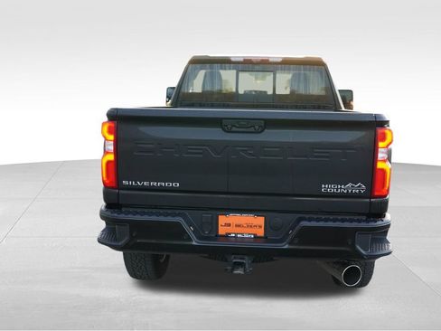 Certified 2024 Chevrolet Silverado 3500 High Country w/ High Country Premium Package AWD/4WD image 6