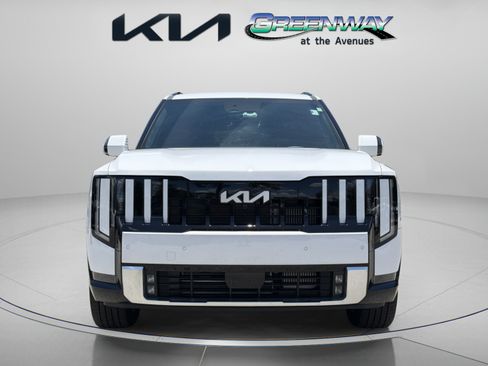 Used 2027 Kia Telluride SX Prestige AWD/4WD image 2