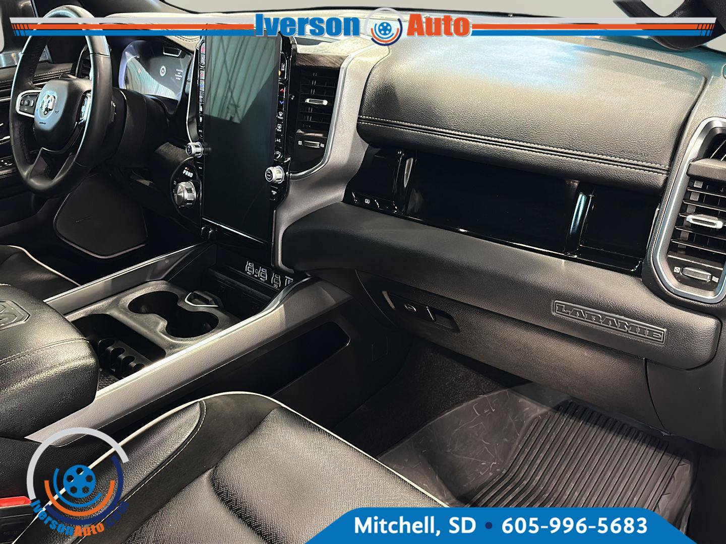 Used 2025 RAM 1500 Laramie w/ Night Edition AWD/4WD image 34