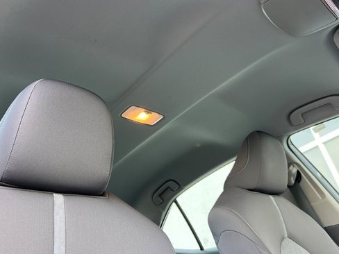 Used 2021 Toyota Camry LE image 16