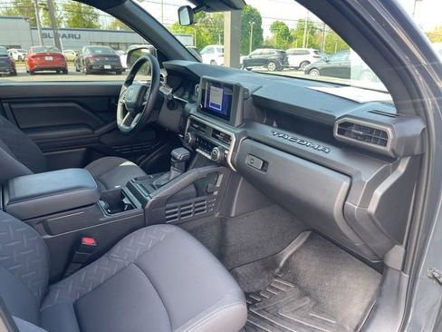 Used 2024 Toyota Tacoma SR RWD image 9