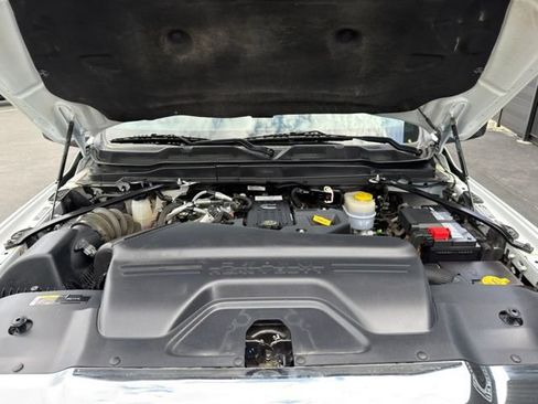 Used 2025 RAM 2500 Big Horn AWD/4WD image 30