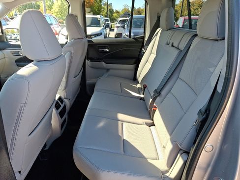 Used 2019 Honda Ridgeline RTL image 10