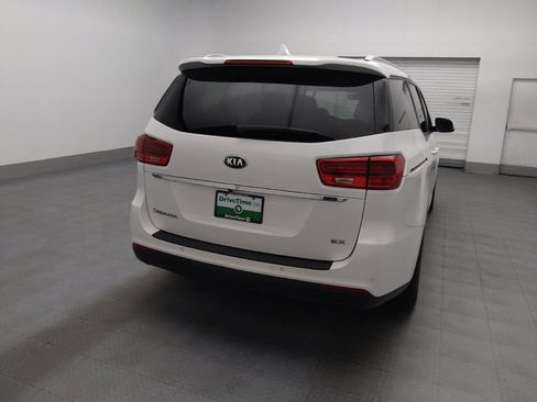 Used 2019 Kia Sedona EX FWD image 7