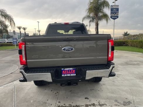 New 2026 Ford F250 XLT w/ XLT Premium Package image 4