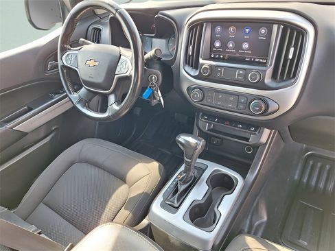 Used 2021 Chevrolet Colorado LT w/ Fleet Safety Package image 27