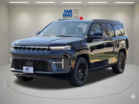 New 2026 Jeep Grand Wagoneer Limited AWD/4WD image 2