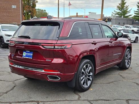 Used 2023 Jeep Grand Cherokee Overland image 5