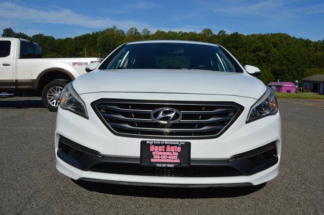 Used 2015 Hyundai Sonata Sport w/ Option Group 03 FWD image 2