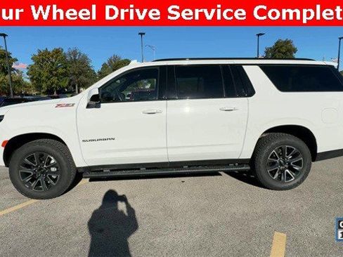 Used 2023 Chevrolet Suburban Z71 image 6