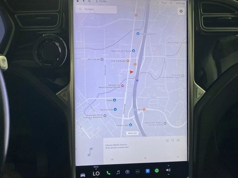 Used 2016 Tesla Model X 90D image 15