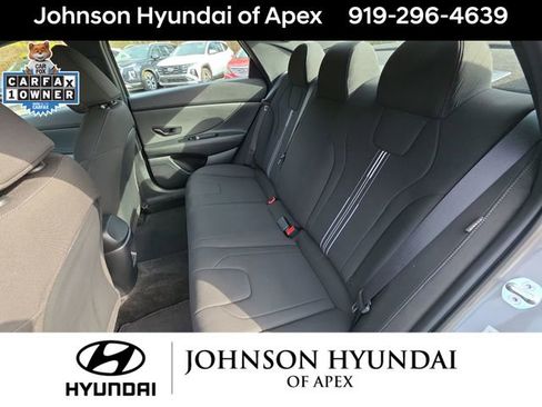 Certified 2025 Hyundai Elantra Sport image 23