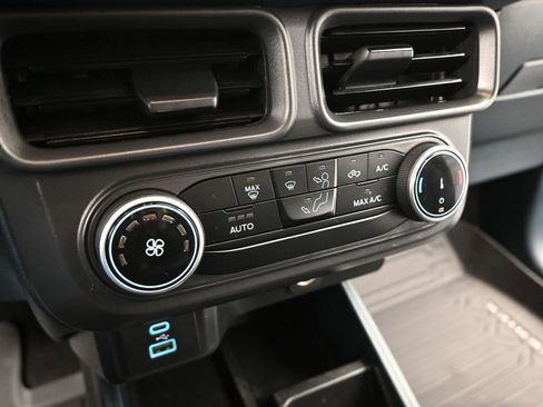 Used 2023 Ford Maverick XL image 15