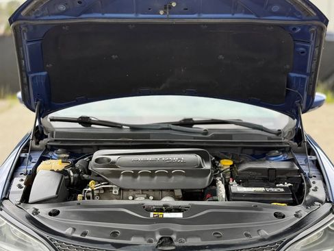 Used 2015 Chrysler 200 S w/ Navigation & Sound Group I image 29