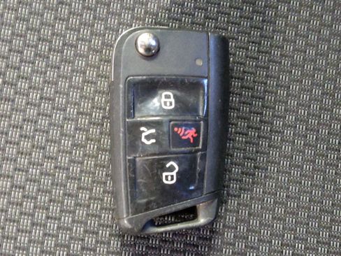 Used 2019 Volkswagen Jetta S w/ Driver Assistance Package FWD image 32