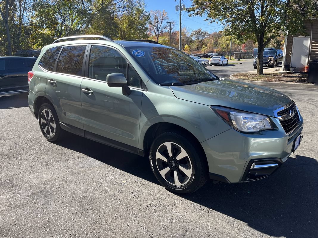 Used 2018 Subaru Forester 2.5i Premium w/ All-Weather Package AWD/4WD image 4