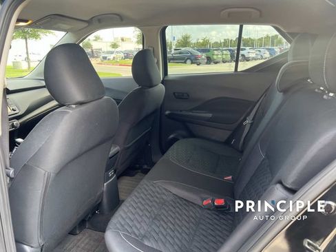 Used 2021 Nissan Kicks S FWD image 24