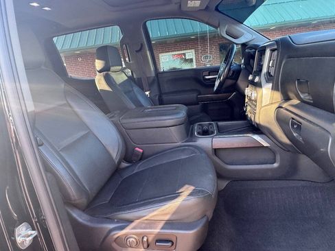 Used 2019 GMC Sierra 1500 SLT AWD/4WD image 32