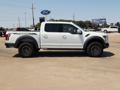 Used 2019 Ford F150 Raptor w/ Equipment Group 802A Luxury AWD/4WD image 5