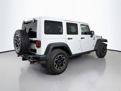 Used 2016 Jeep Wrangler Unlimited Rubicon AWD/4WD image 5