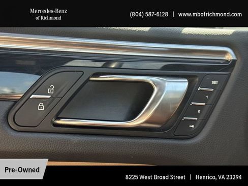 Used 2021 Porsche Macan AWD/4WD image 22