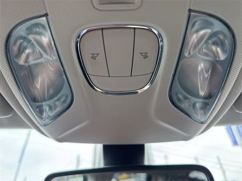 Used 2019 Jeep Compass Sport image 17