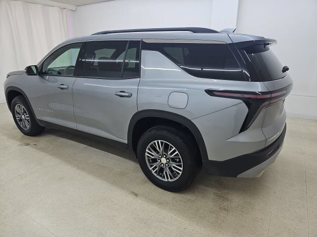 Used 2026 Chevrolet Traverse LT w/ Driver Confidence Package FWD image 16