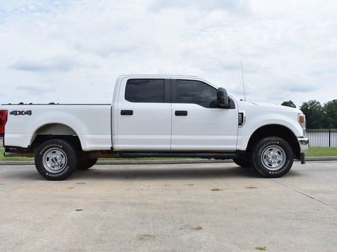 Used 2020 Ford F250 XL w/ Power Equipment Group AWD/4WD image 3