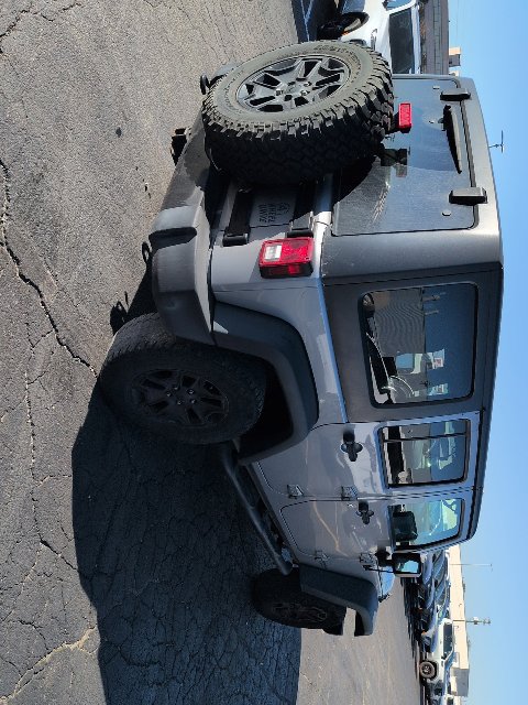 Used 2016 Jeep Wrangler Unlimited Sport AWD/4WD image 4