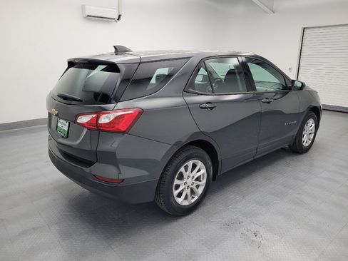 Used 2019 Chevrolet Equinox LS FWD image 10