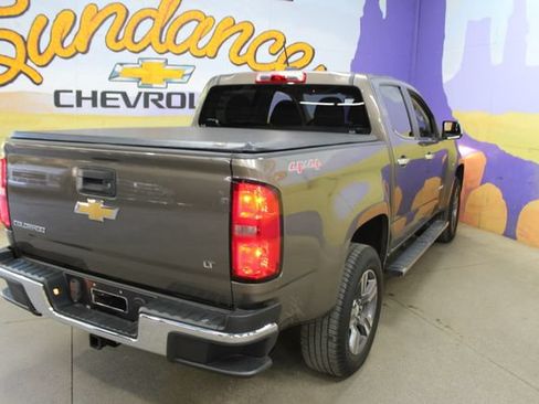 Used 2015 Chevrolet Colorado LT AWD/4WD image 8