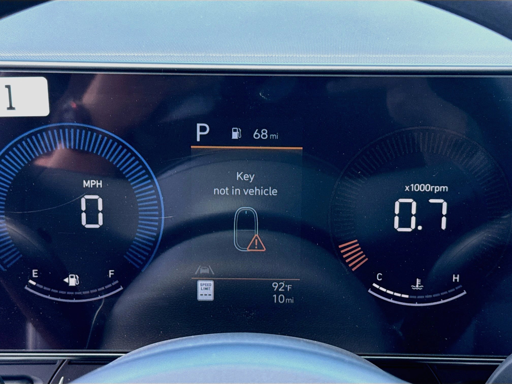 New 2027 Hyundai Kona SE FWD image 9