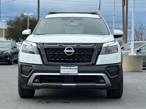 New 2025 Nissan Pathfinder Rock Creek image 9